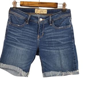 Hollister Medium Wash Boyshort 26